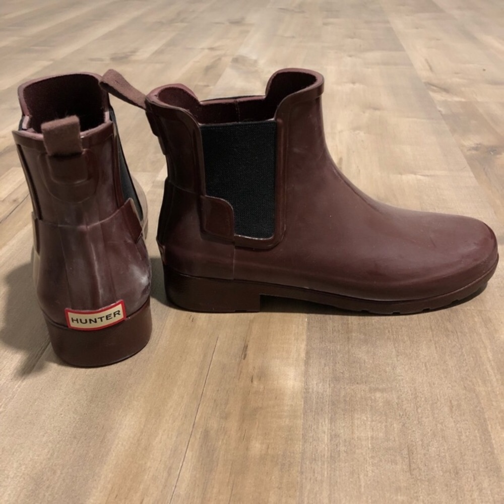 Hunter low rise Chelsea boots refined